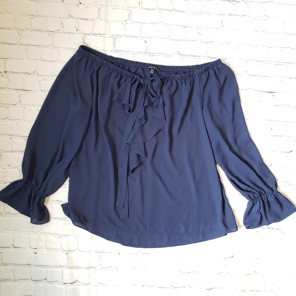 Sami & Jo XL Off the Shoulder Navy Top